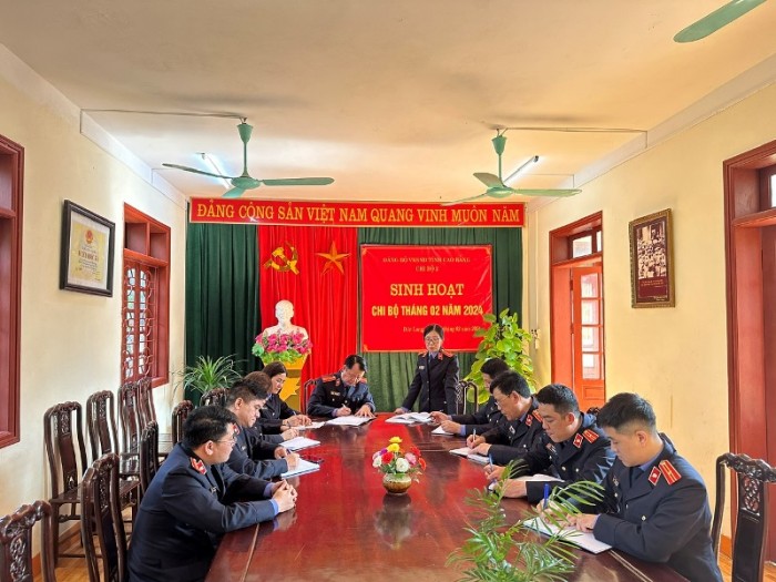 Chi bộ 2 - Đảng bộ Viện KSND tỉnh Cao Bằng sinh hoạt tại Khu di tích lịch sử “Chiến dịch Biên giới Đông Khê”