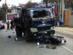 Thành phố: Mô tô đấu đầu xe tải, 1 người bị thương nặng