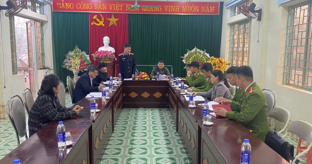 Đồng chí Nông Văn Cường - Viện trưởng Viện kiểm sát nhân dân huyện Bảo Lạc kết luận cuộc kiểm sát trực tiếp