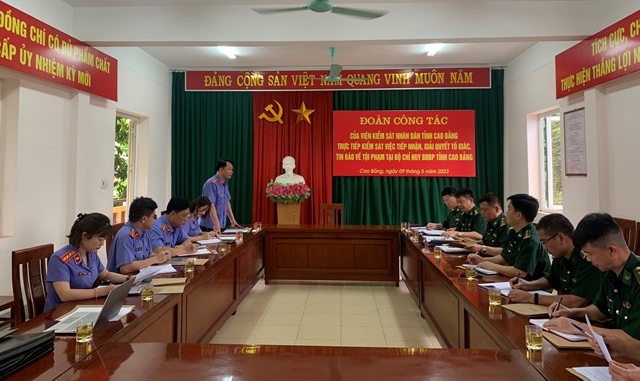 Đồng chí Hoàng Cao Đức - Phó Viện trưởng Viện KSND tỉnh Cao Bằng kết luận cuộc kiểm sát trực tiếp 