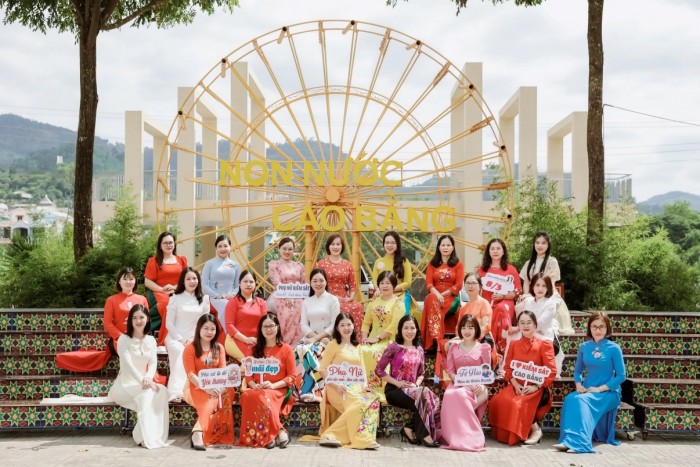 Chi bộ VKSND thành phố Cao Bằng tổ chức sinh hoạt chuyên đề giáo dục truyền thống lịch sử cho thế hệ trẻ
