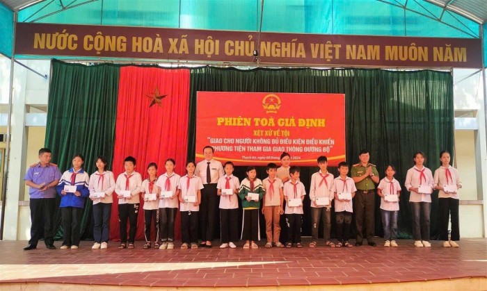 Sôi động “Hội thi nấu ăn kỷ niệm ngày phụ nữ Việt Nam 20/10” với chủ đề “ Quý ông vào bếp"