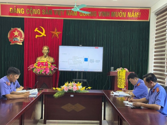 VKSND khu vực 3: Thực hiện số hoá hồ sơ, báo cáo bằng sơ đồ tư duy và công bố chứng cứ bằng hình ảnh tại phiên toà hình sự.