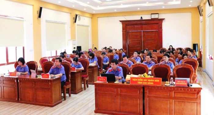 Nâng cao nhận thức, thống nhất hành động, triển khai hiệu quả Chỉ thị số 06-CT/TW của Bộ Chính trị, xây dựng ngành Kiểm sát nhân dân tỉnh Cao Bằng  đáp ứng yêu cầu nhiệm vụ trong giai đoạn mới.