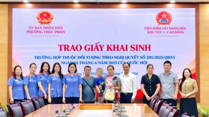 Toàn cảnh