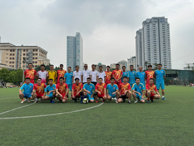 Giao hữu Bóng đá 7 người giữa đội bóng Đoàn Thanh niên Viện Kiểm sát nhân dân tối cao và đội bóng Viện KSND tỉnh Cao Bằng