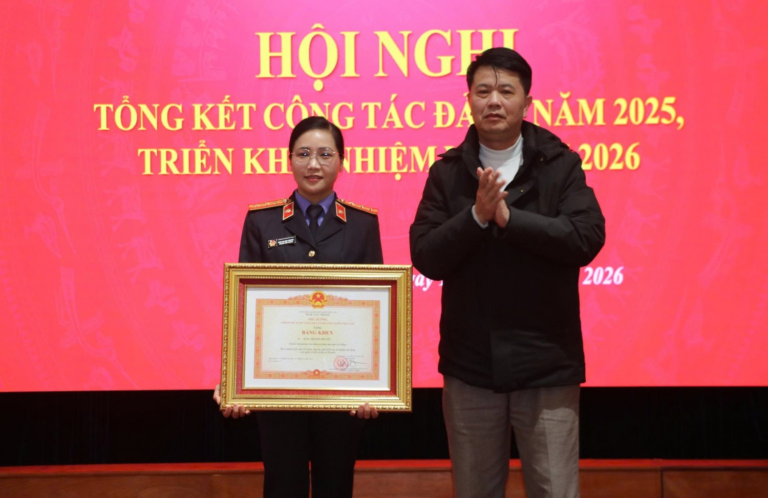 Đ c Đàm Thị Kim Thuyên